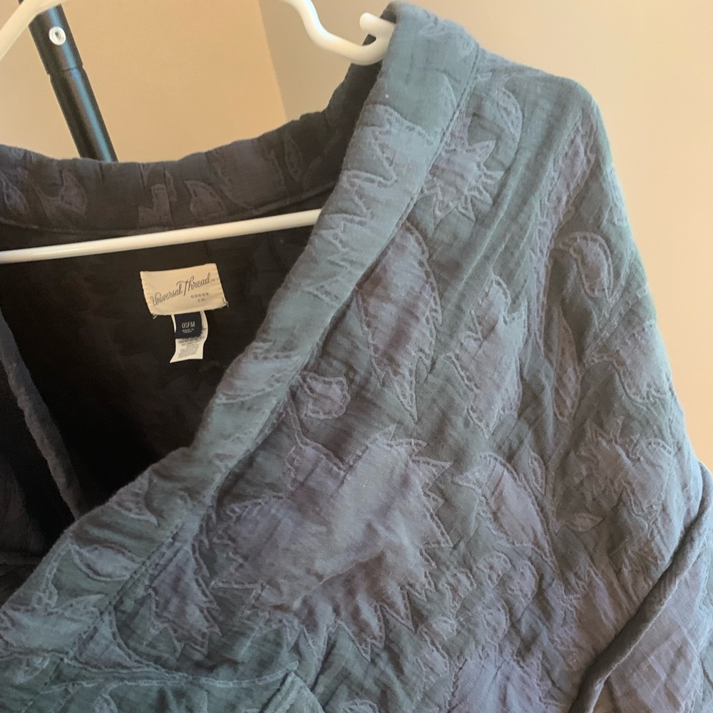 Universal Threads Quilted One Size Fits All Poncho